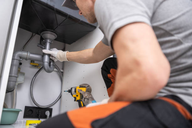 Best Emergency Plumber  in Cave Junction, OR